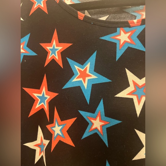 3XL LuLaRoe Black Top with Colorful Star Patterns - Picture 3 of 6